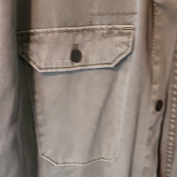 Levi's Gray Work Shirt - Picture 4 of 9